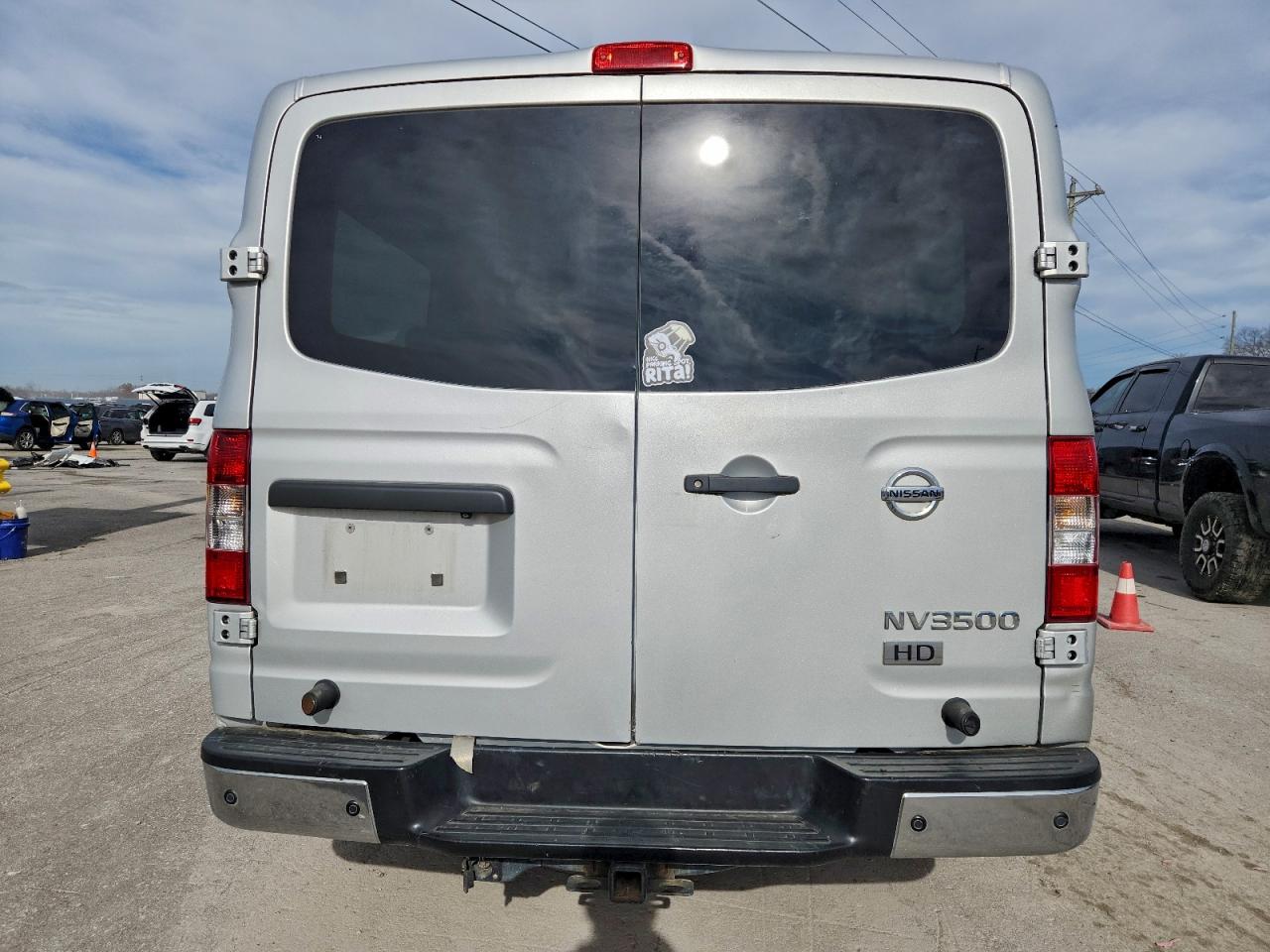 NISSAN NV3500 3500 S