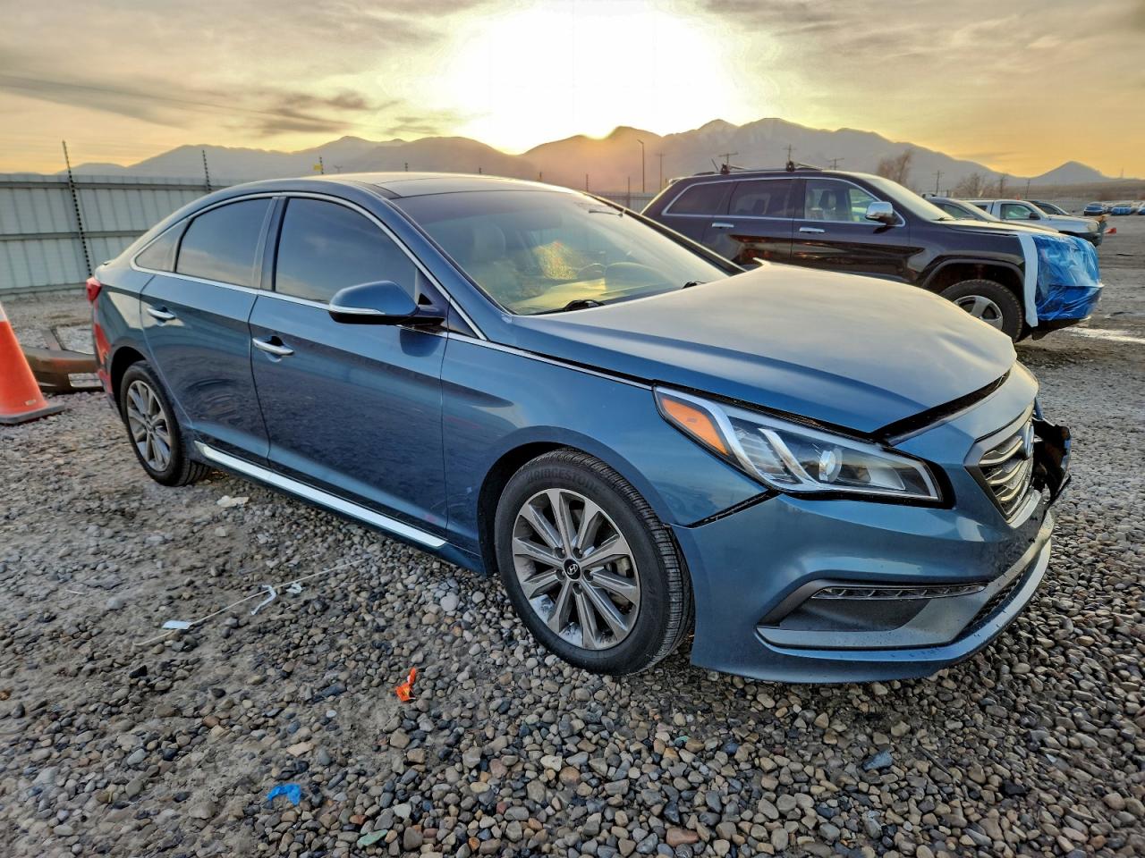 HYUNDAI SONATA SPORT