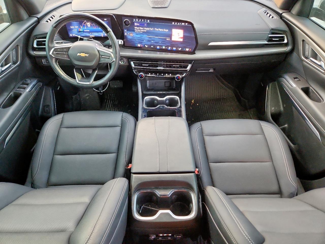 CHEVROLET TRAVERSE LT