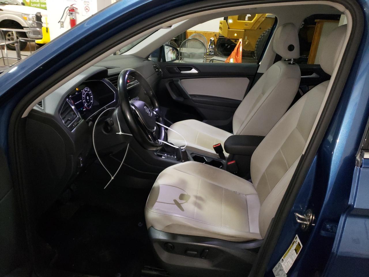 VOLKSWAGEN TIGUAN SE