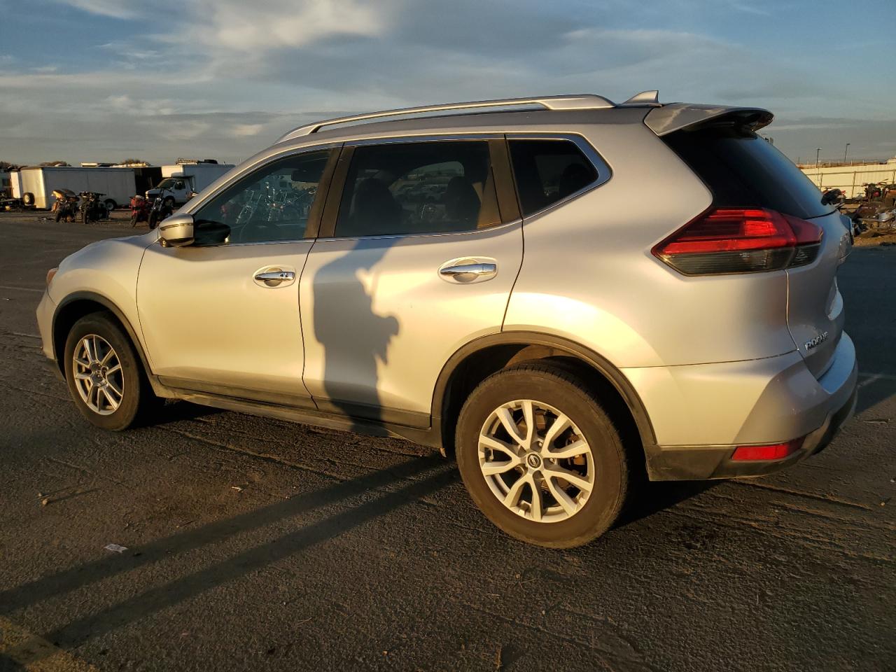 Lot #3286540201 2017 NISSAN ROGUE S