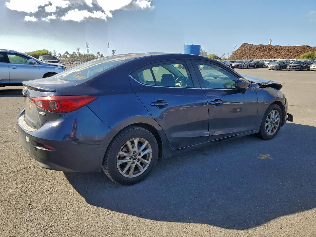 MAZDA 3 TOURING