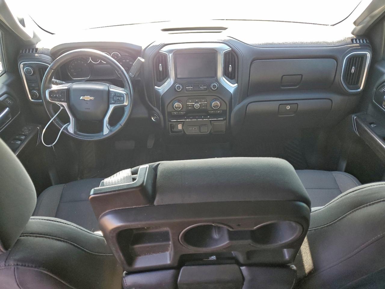 CHEVROLET SILVERADO C1500 LT