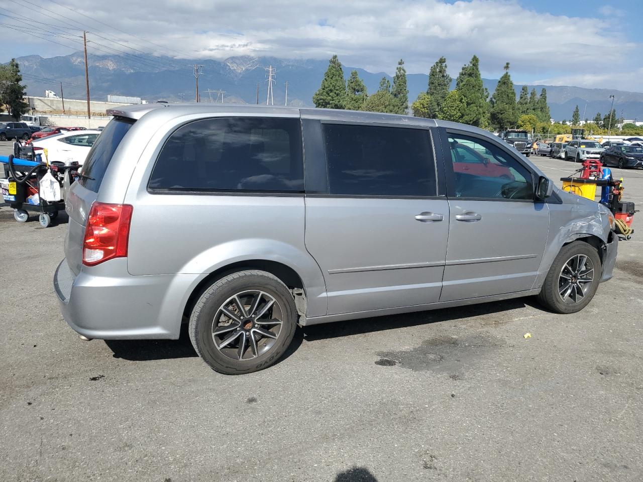 DODGE GRAND CARAVAN SE