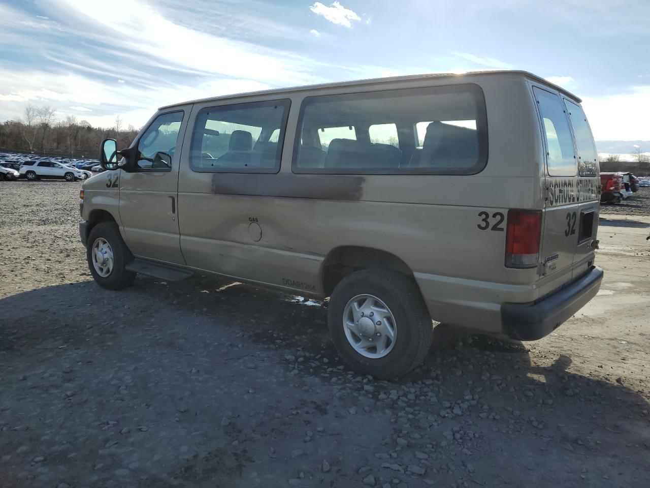 FORD ECONOLINE E250 VAN
