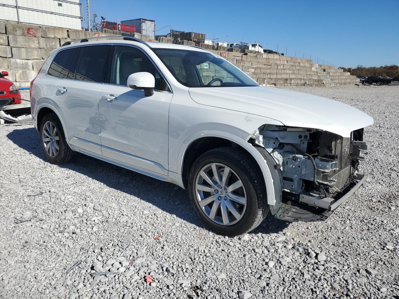 VOLVO XC90 T6