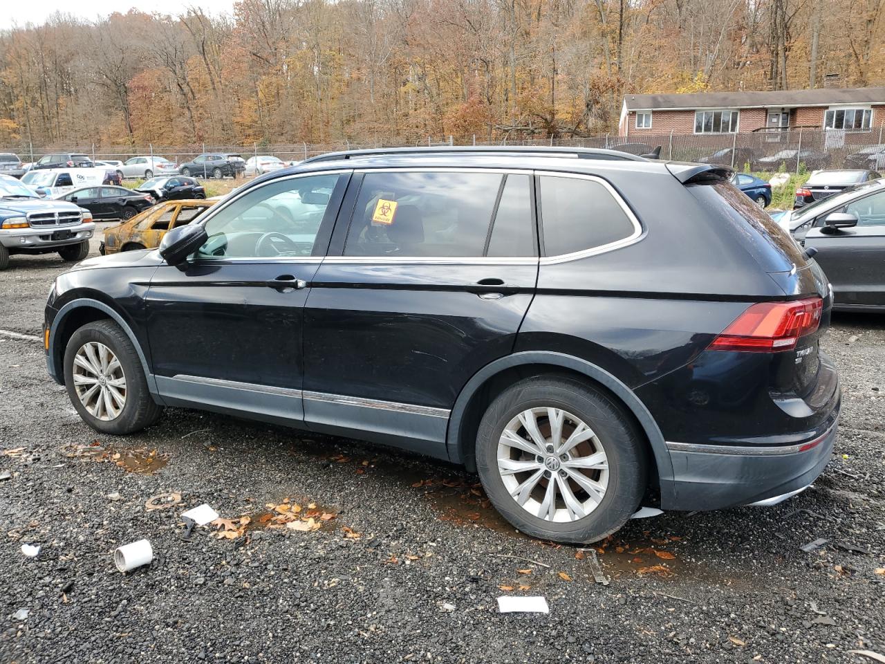 VOLKSWAGEN TIGUAN SE