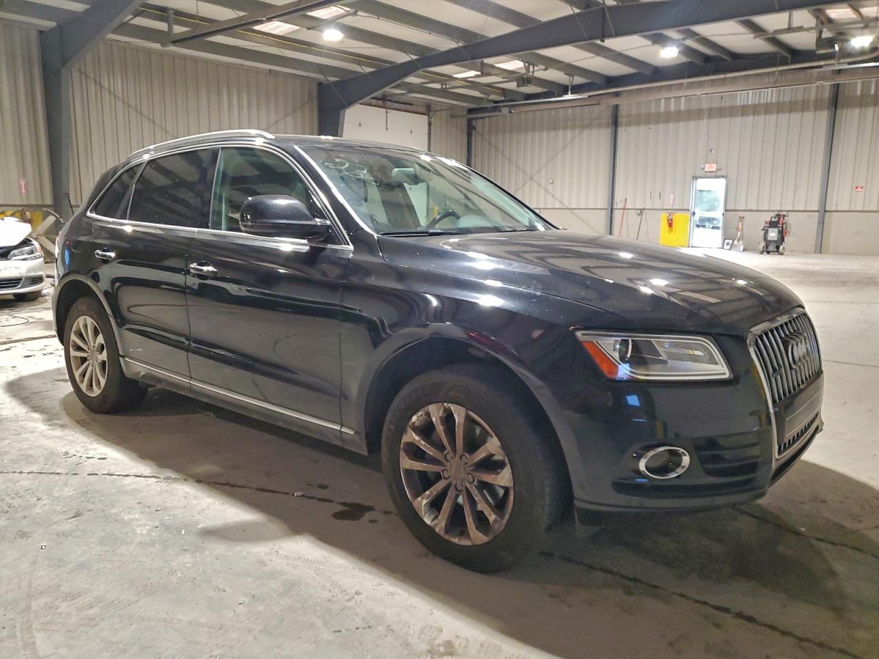 AUDI Q5 PREMIUM PLUS