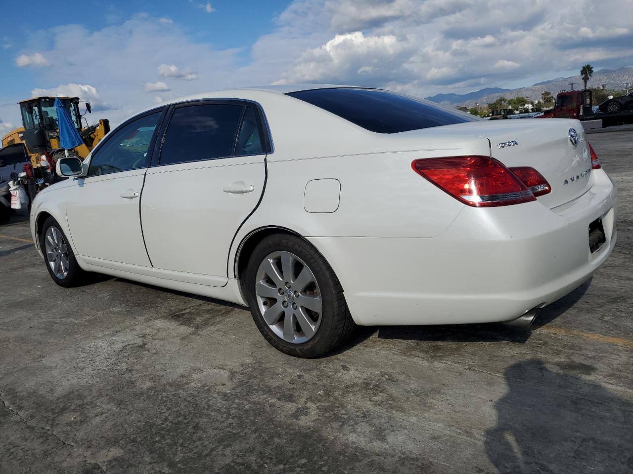 Lot #3301839339 2006 TOYOTA AVALON XL