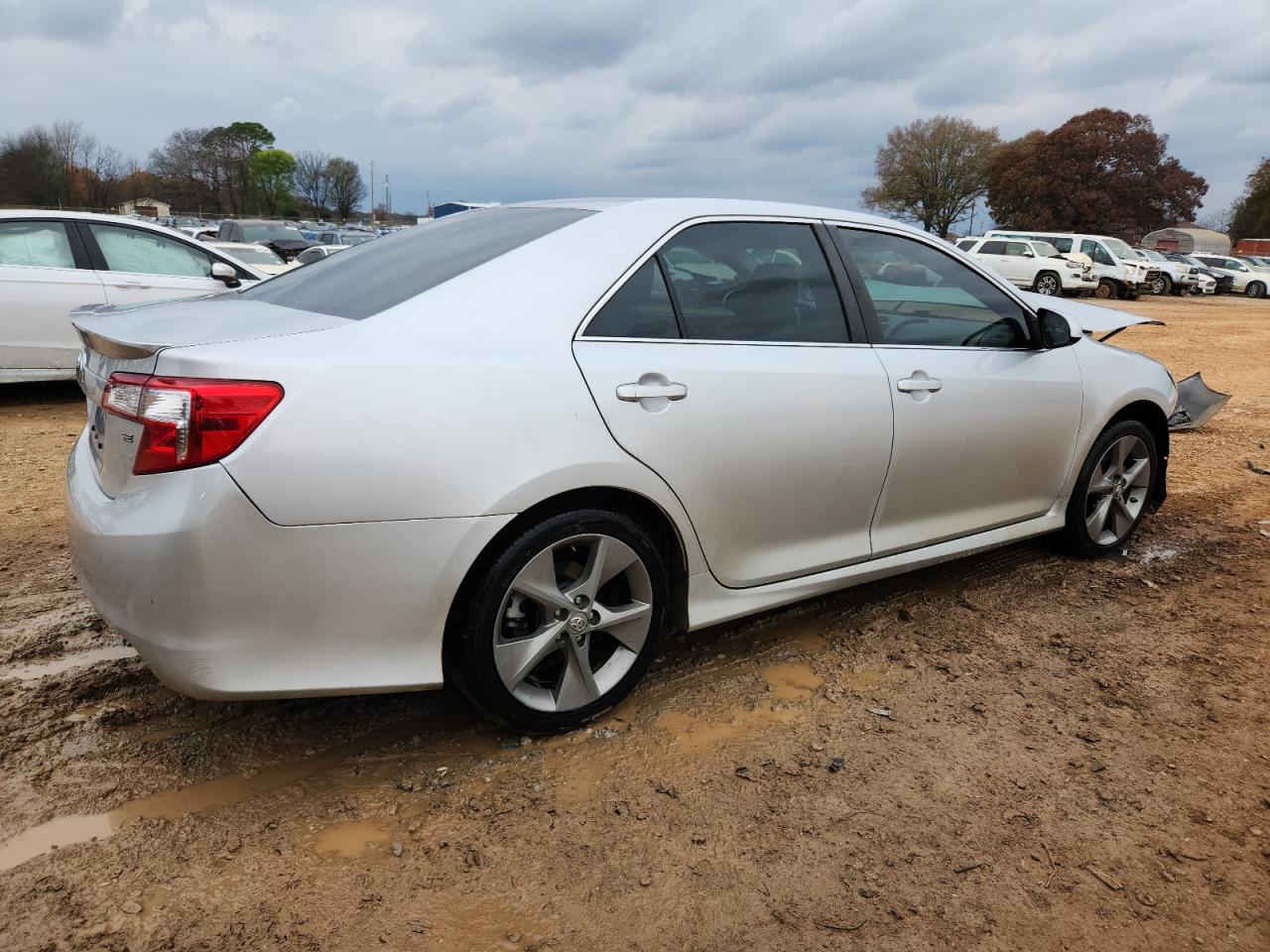 TOYOTA CAMRY L