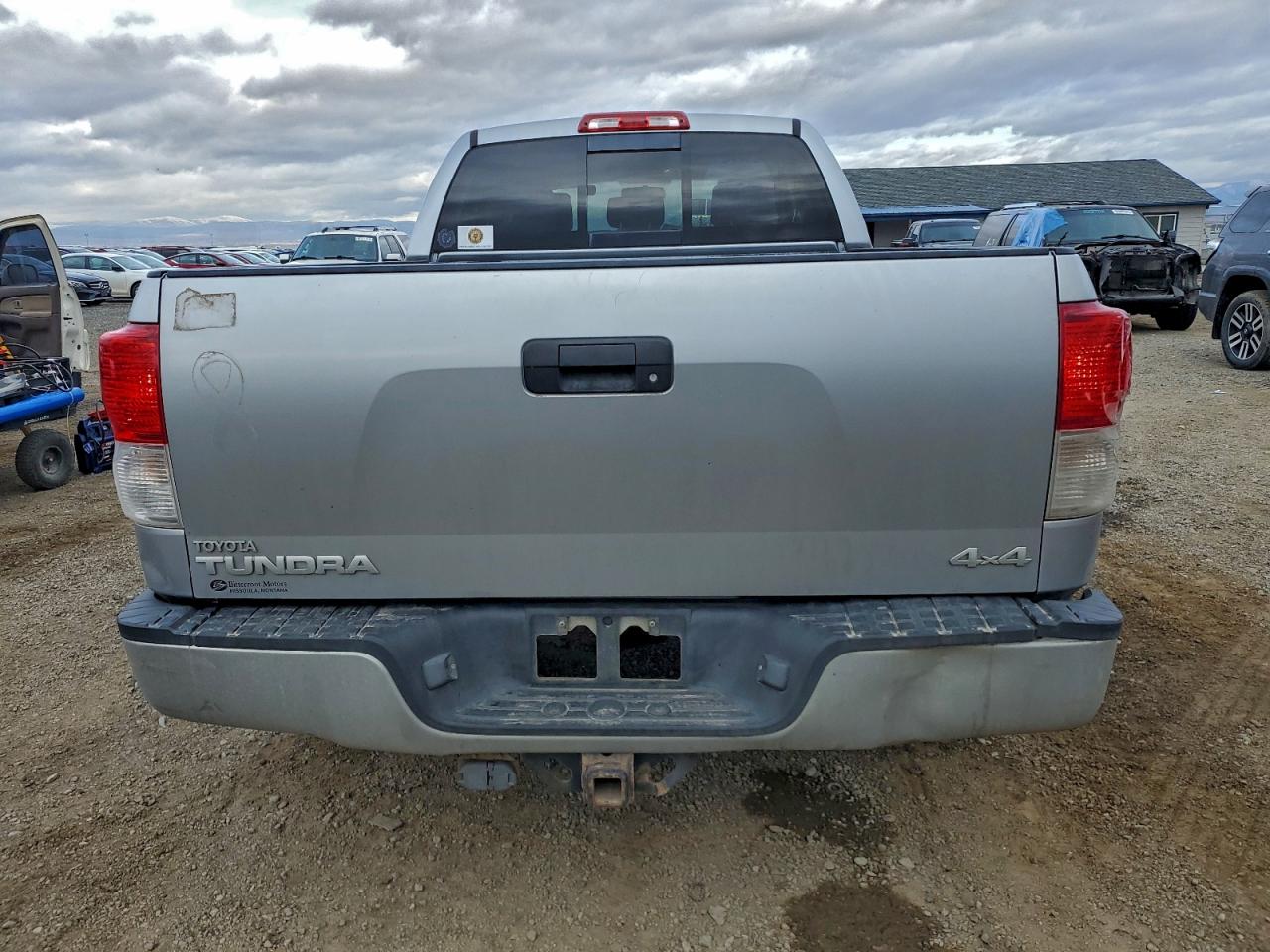 TOYOTA TUNDRA DOUBLE CAB SR5