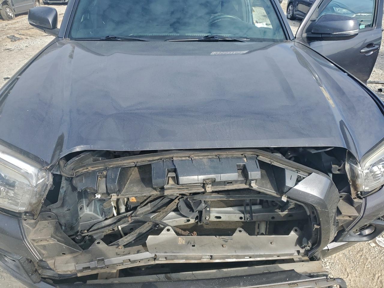 TOYOTA TACOMA DOUBLE CAB