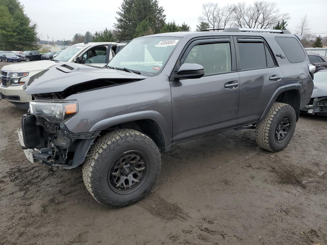 TOYOTA 4RUNNER SR5/SR5 PREMIUM