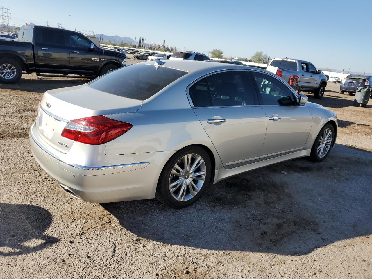 Lot #3315942097 2012 HYUNDAI GENESIS 3.