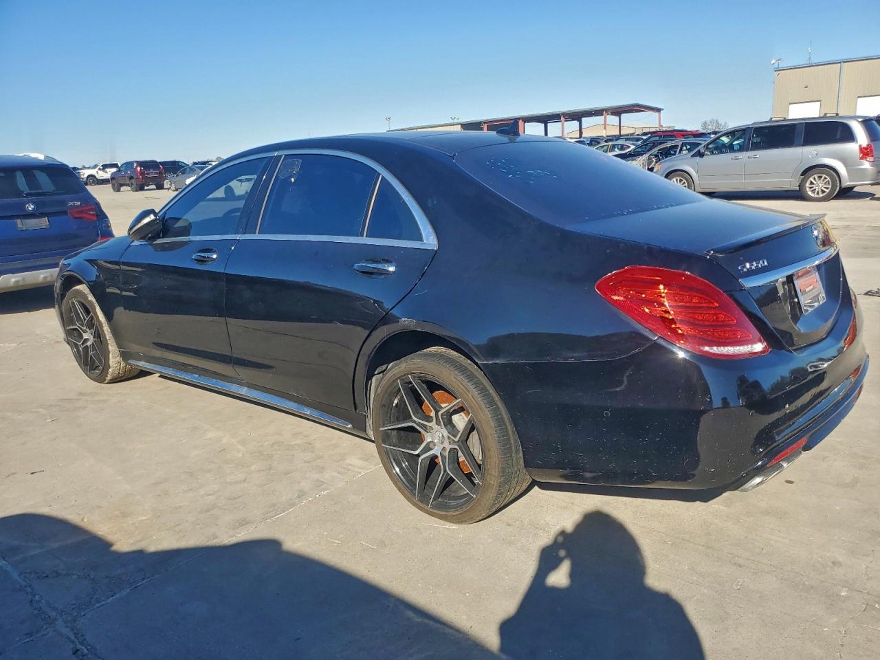 MERCEDES-BENZ S-CLASS 550