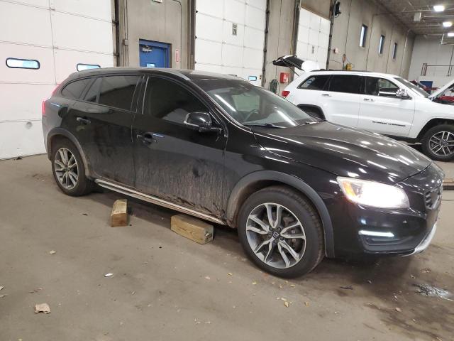 2017 VOLVO V60 CROSS #3285555266