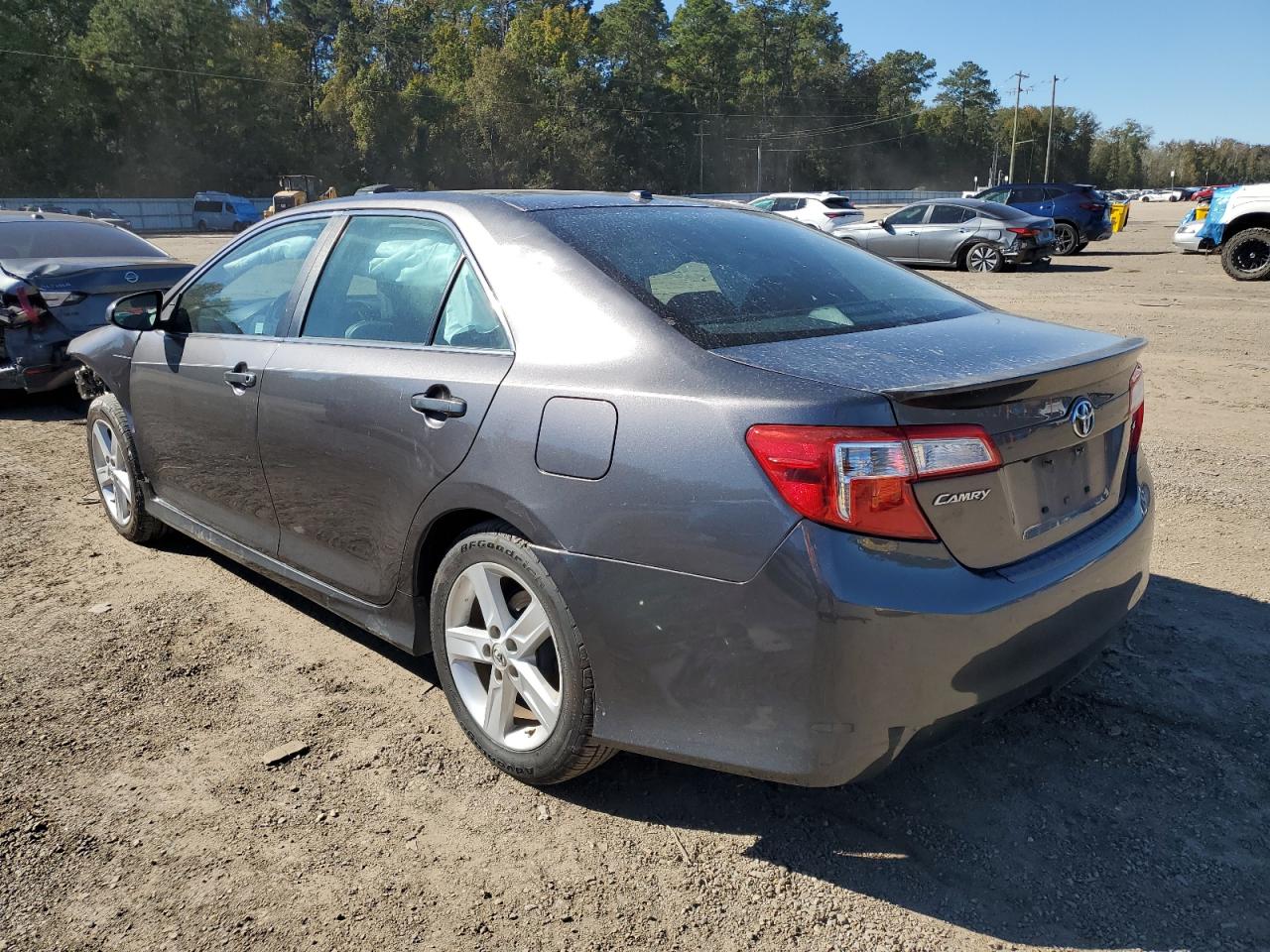 TOYOTA CAMRY L