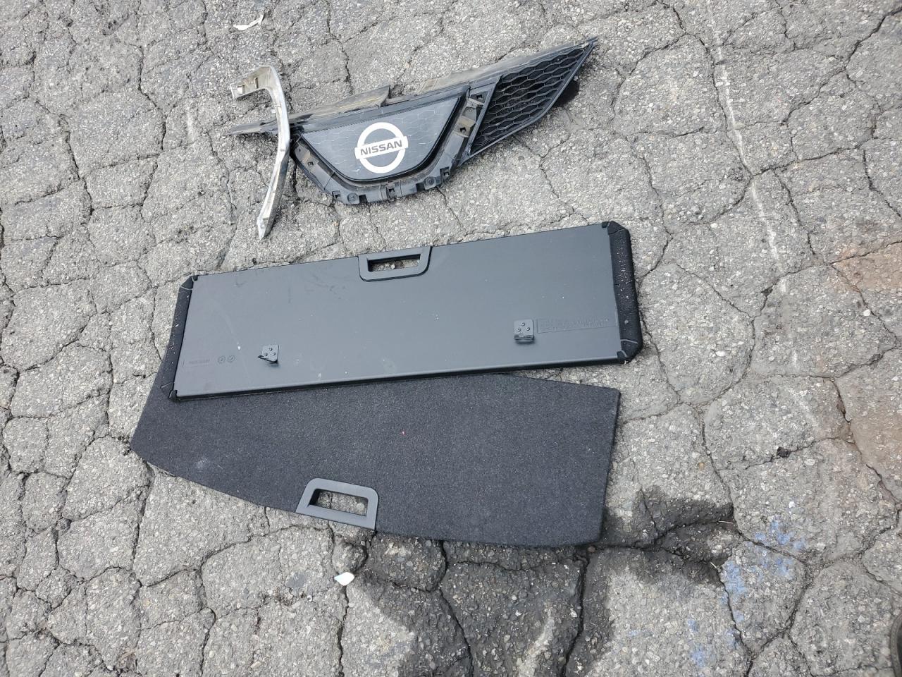 NISSAN ROGUE SPORT S