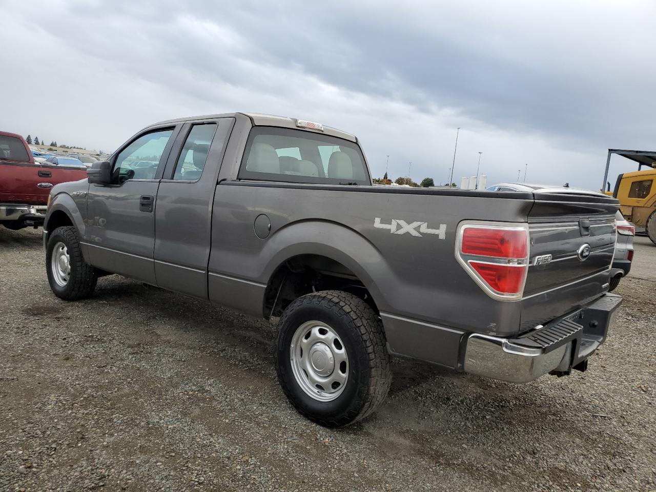 FORD F-150 SUPER CAB