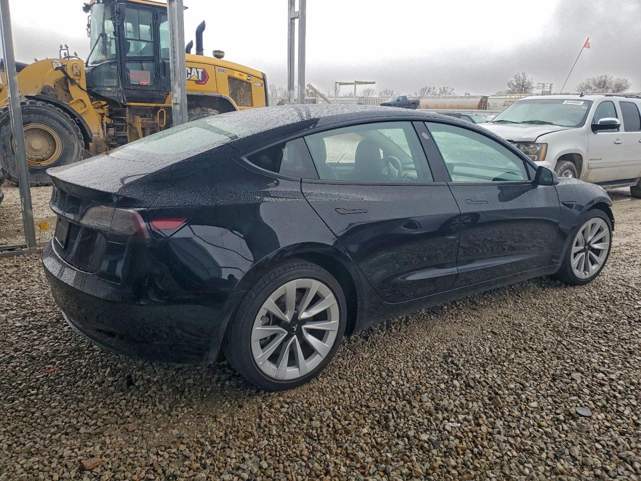 Lot #3303700024 2023 TESLA MODEL 3