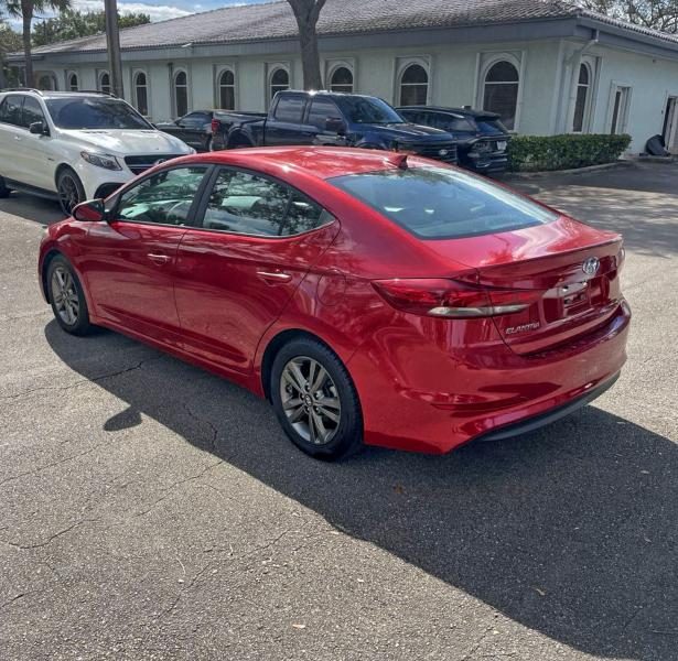 2018 HYUNDAI ELANTRA SE #3296331478