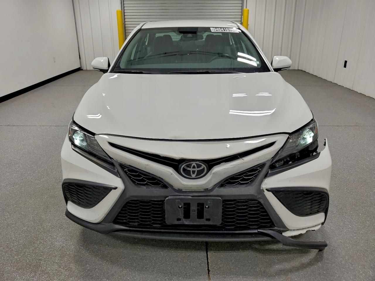 TOYOTA CAMRY SE NIGHT SHADE