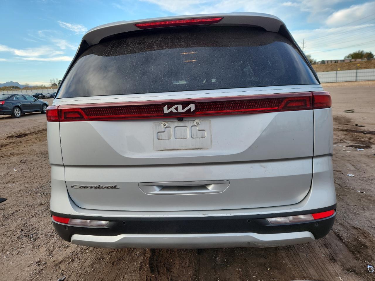 KIA CARNIVAL LX