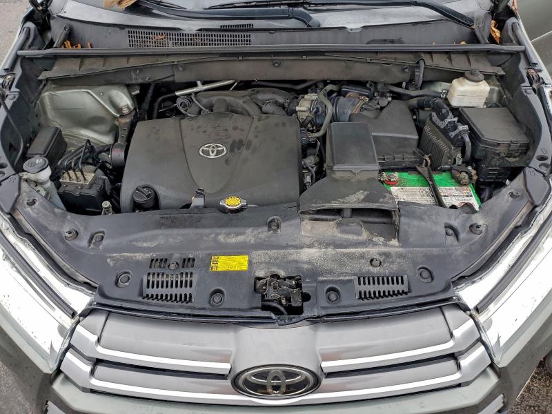 2017 TOYOTA HIGHLANDER #3304672973