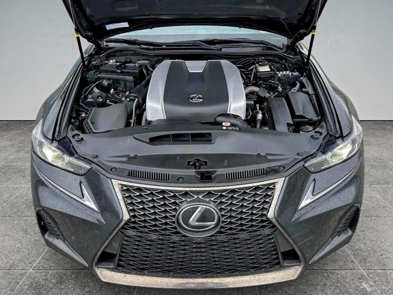 2019 LEXUS IS 300 #3296250405
