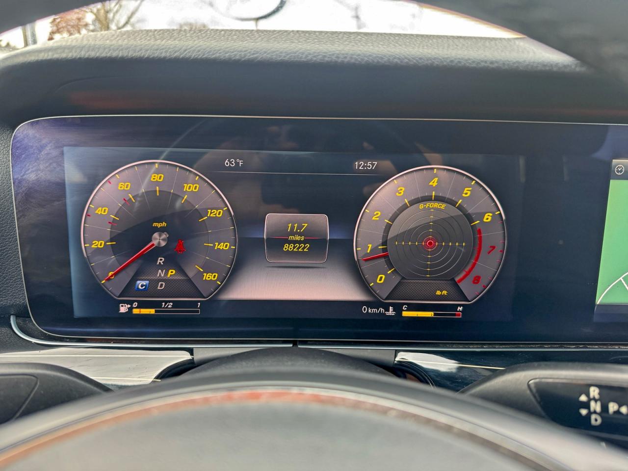 MERCEDES-BENZ E-CLASS 300