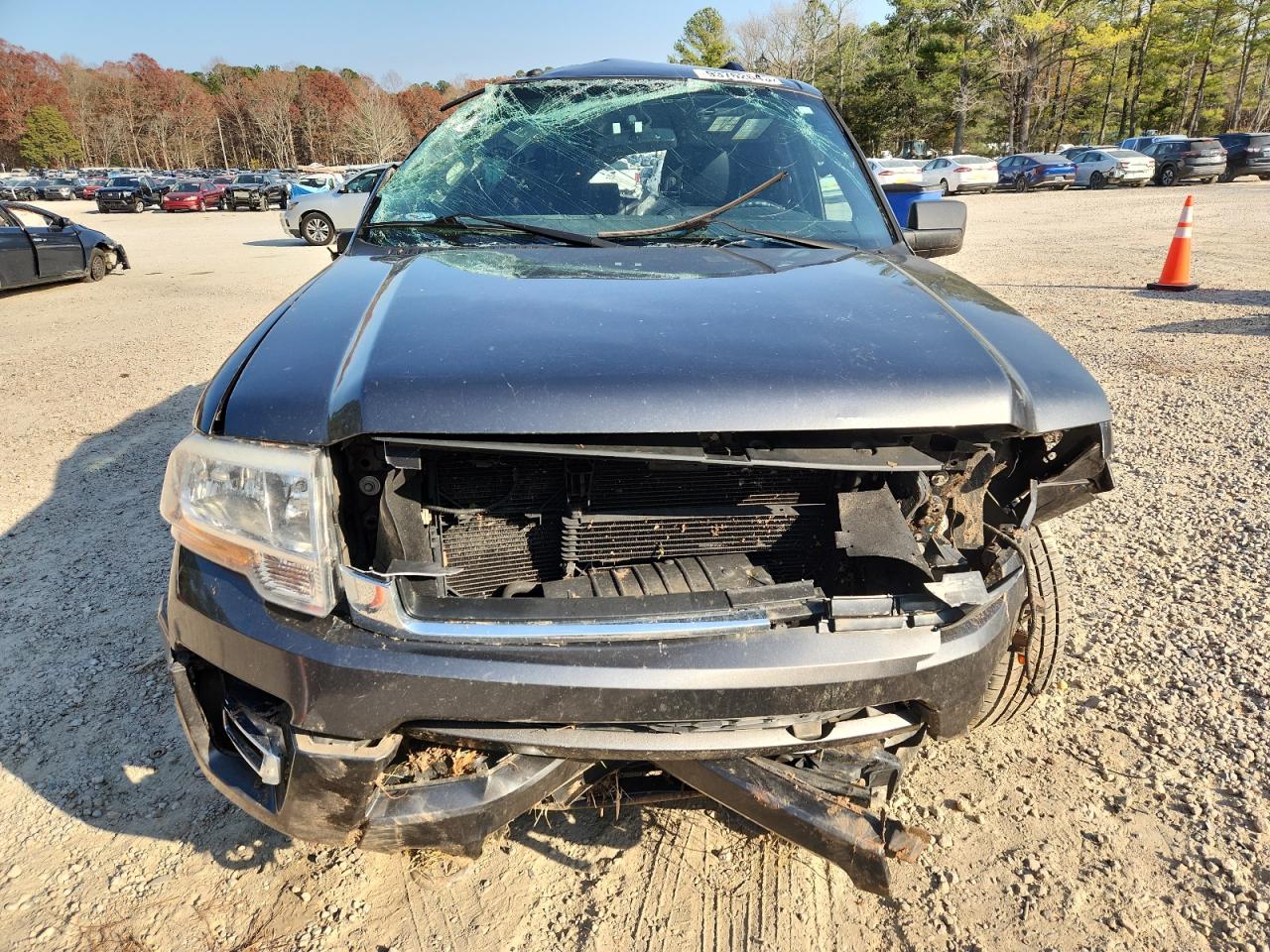 FORD EXPEDITION EL XLT