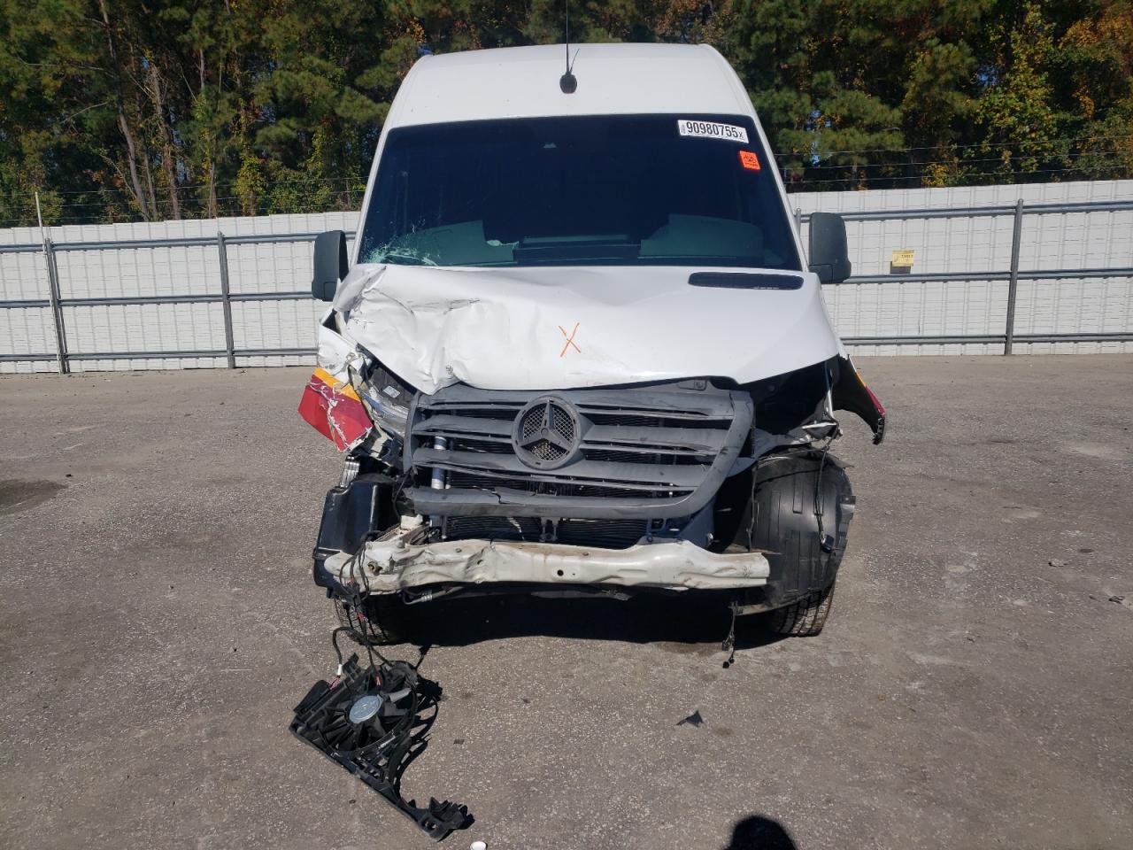 MERCEDES-BENZ SPRINTER 2500