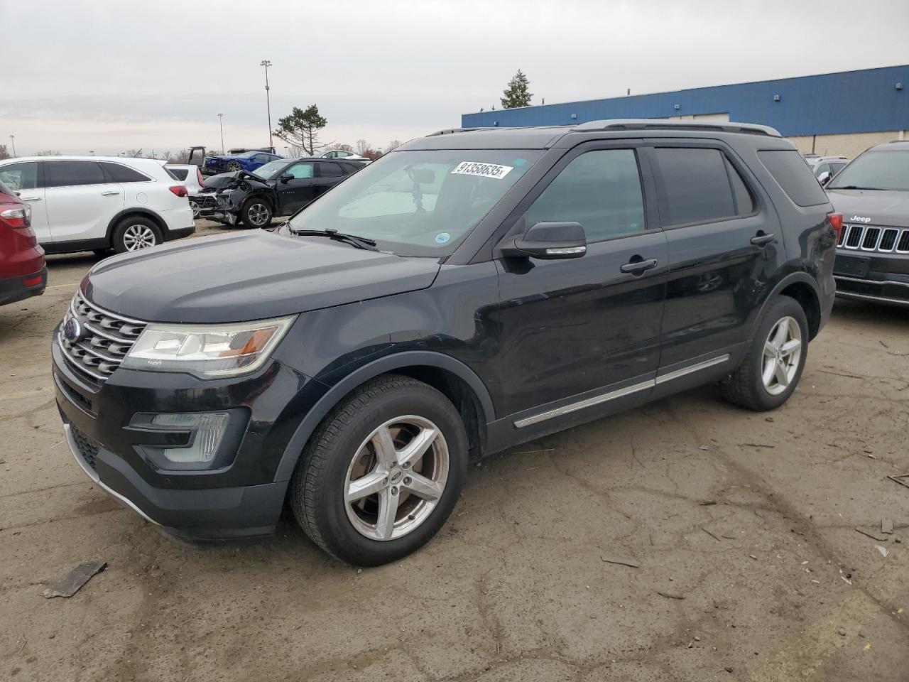 FORD EXPLORER XLT
