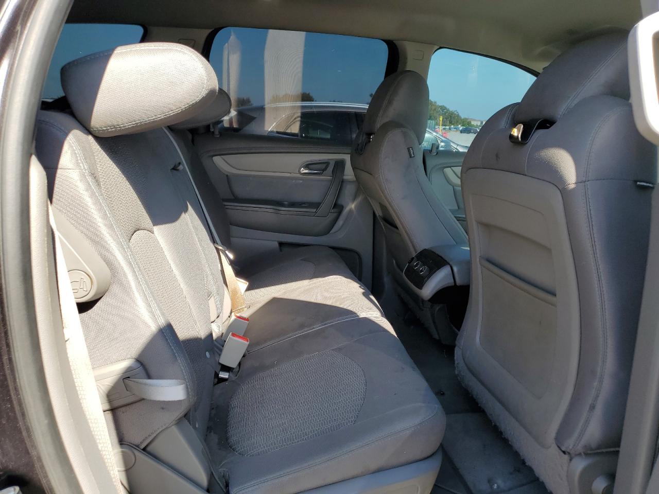 CHEVROLET TRAVERSE LT