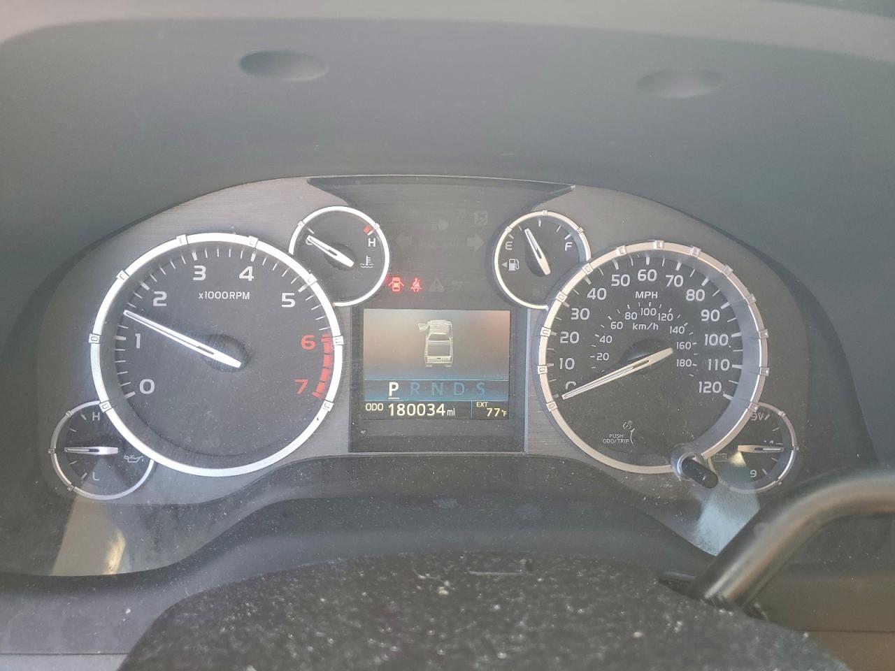 TOYOTA TUNDRA CREWMAX SR5