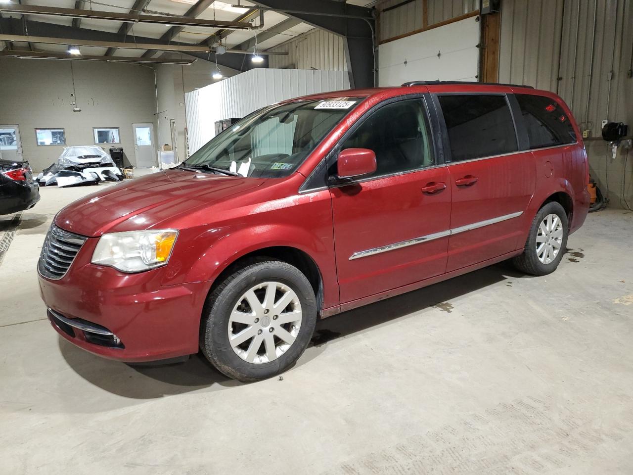 Lot #3278603972 2014 CHRYSLER TOWN & COU