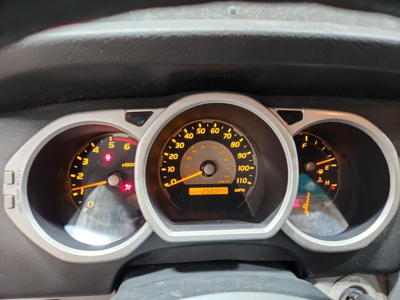 Lot #3285554300 2004 TOYOTA 4RUNNER SR