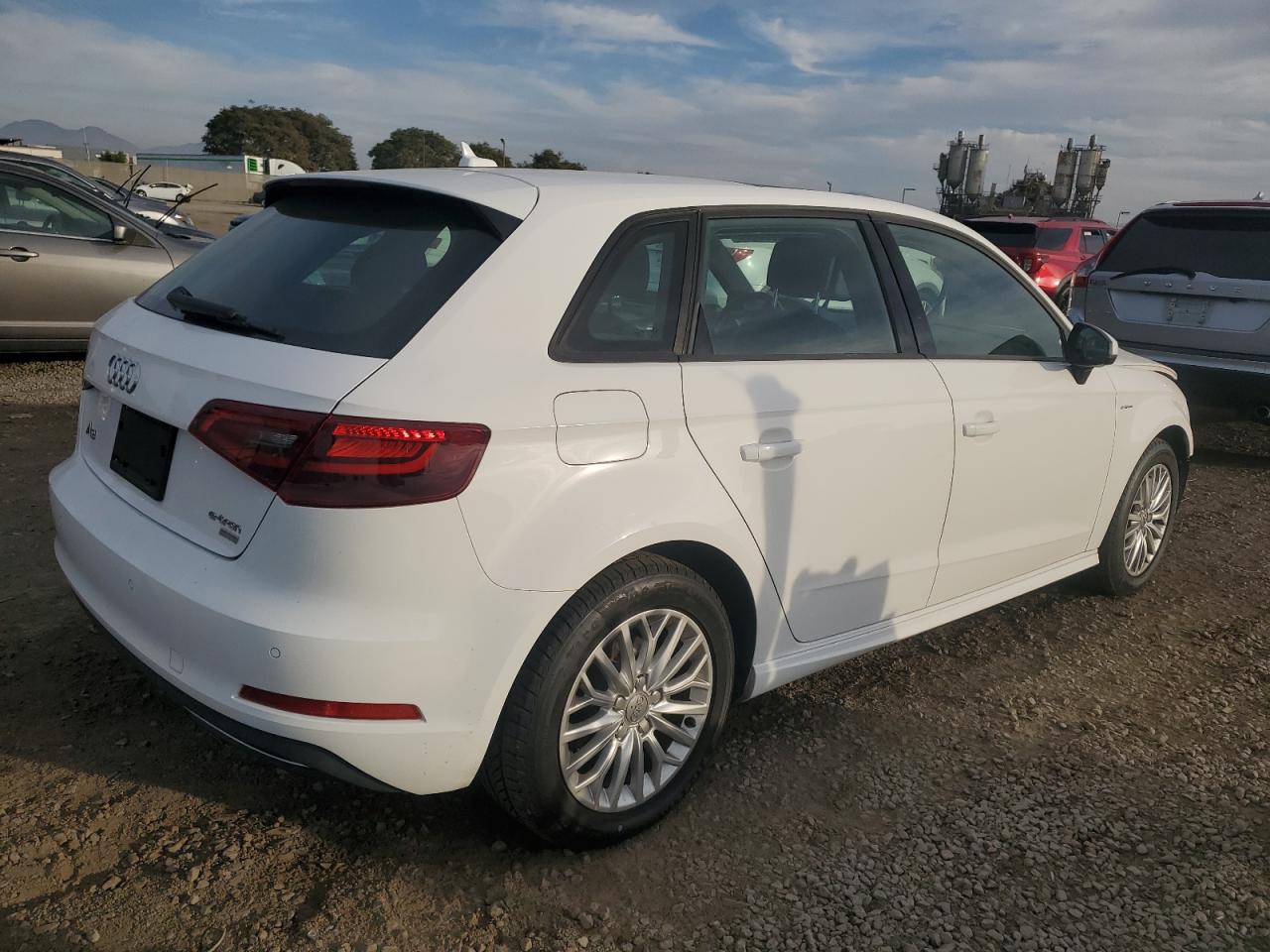 AUDI A3 E-TRON PREMIUM ULTRA