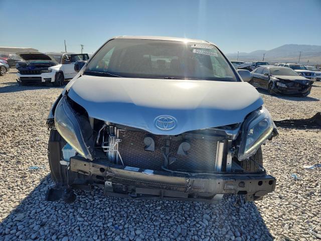 2015 TOYOTA SIENNA SPO - 5TDXK3DC4FS657940