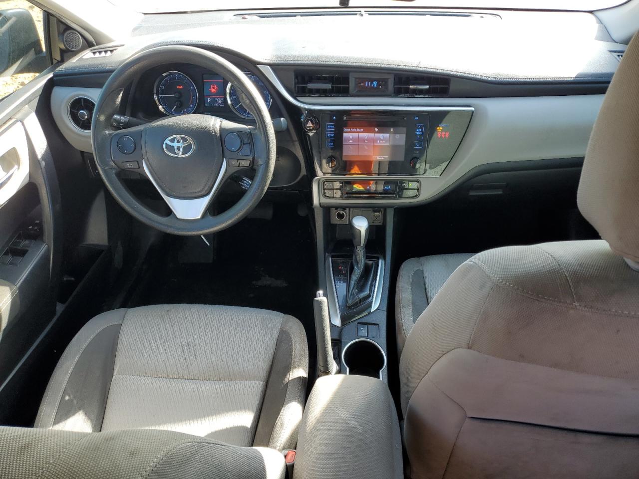 Lot #3308388311 2019 TOYOTA COROLLA L