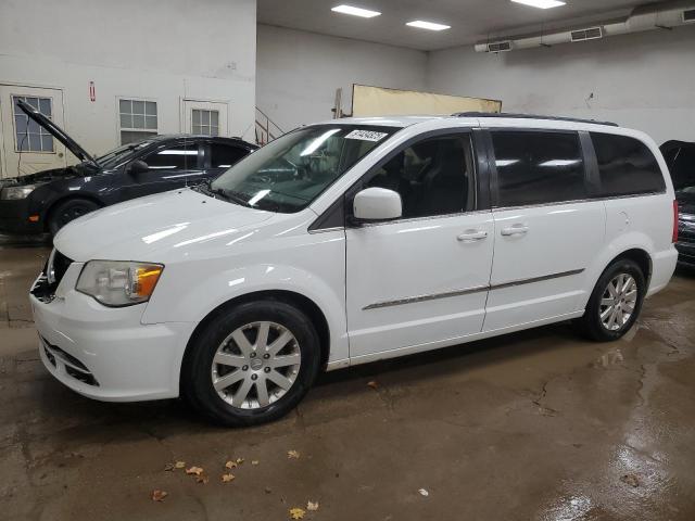 Global Auto Auctions: 2014 CHRYSLER TOWN & COU
