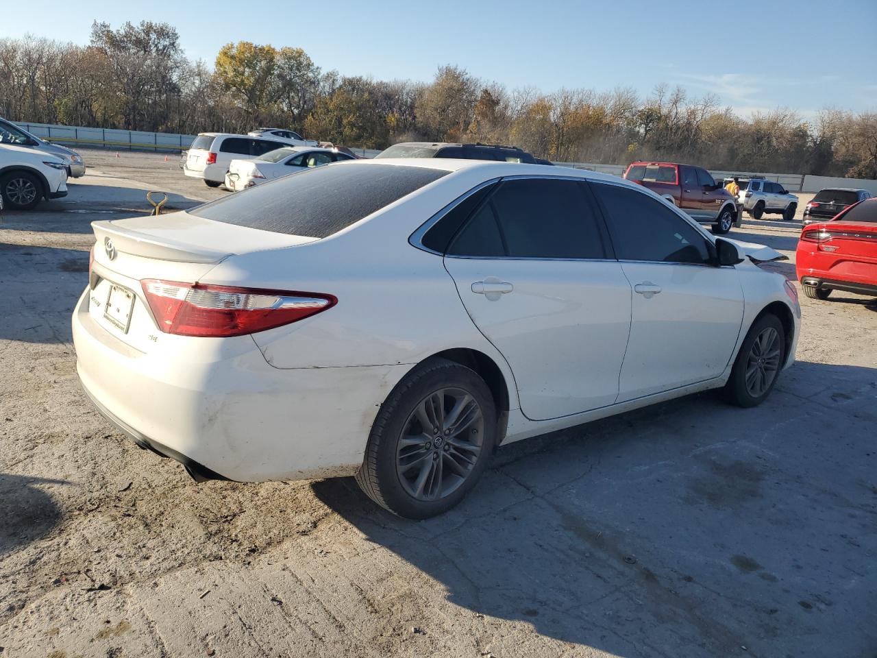 TOYOTA CAMRY LE