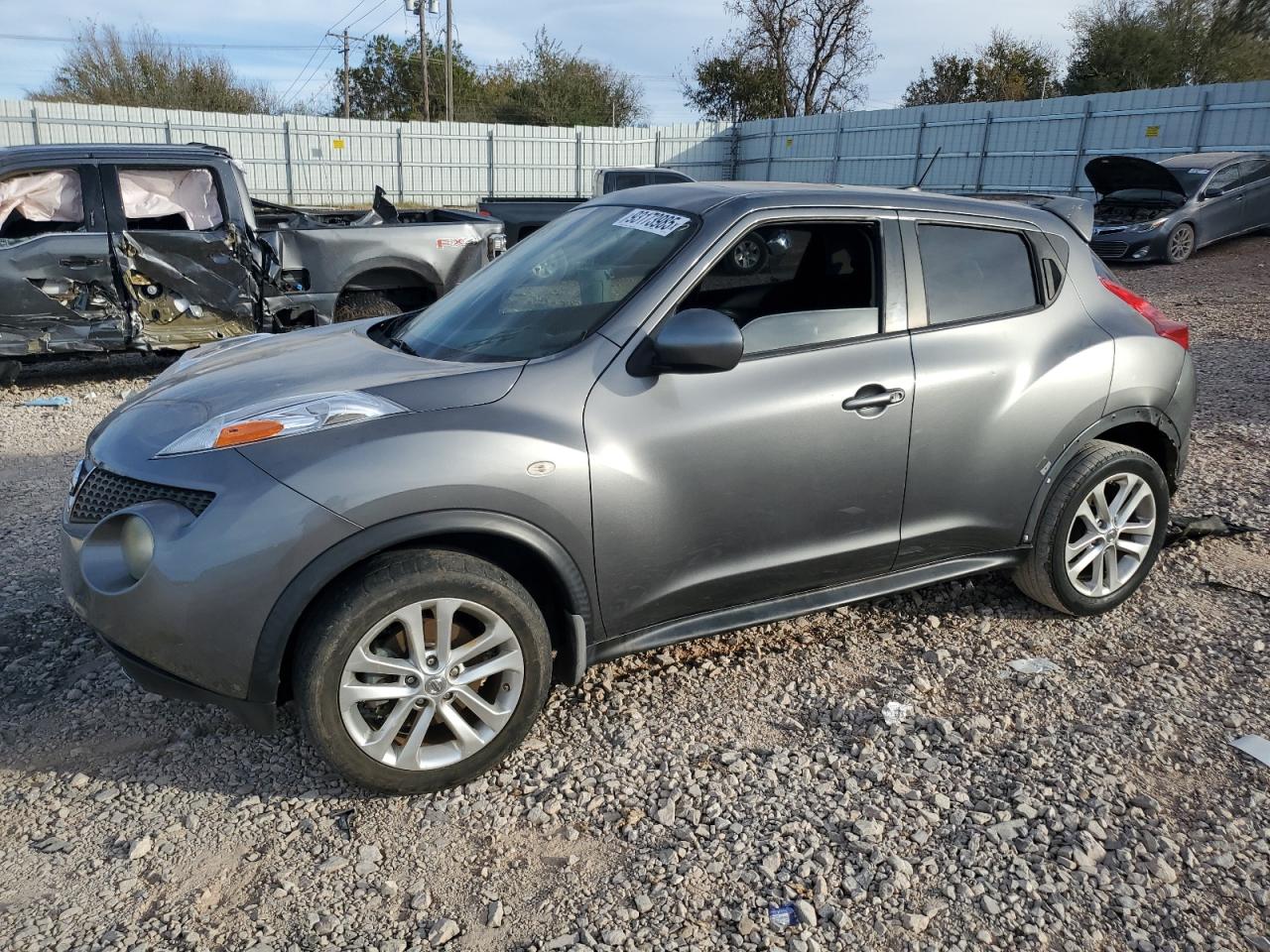 NISSAN JUKE S