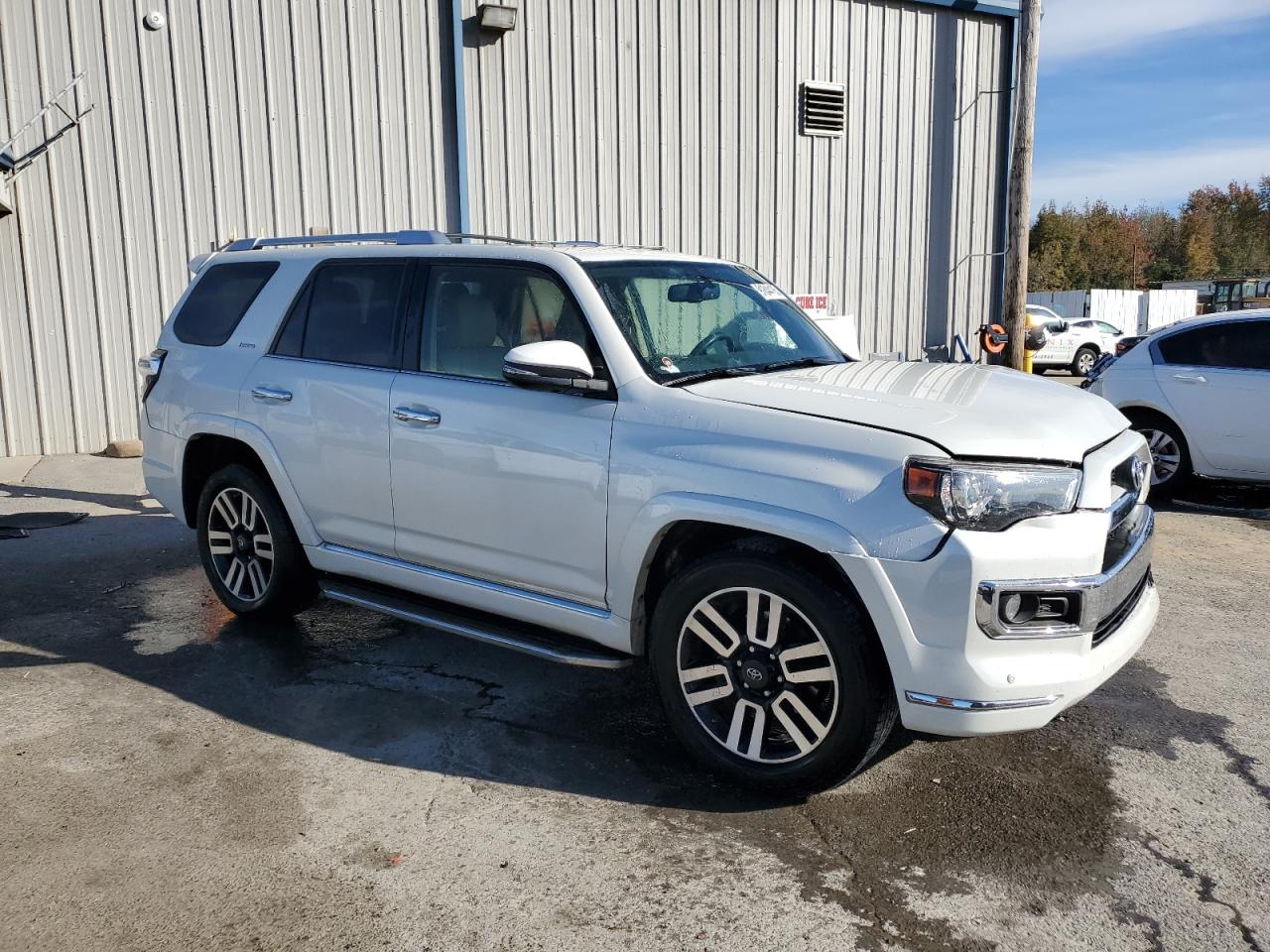 TOYOTA 4RUNNER SR5
