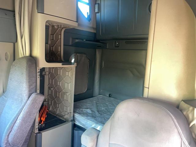 2015 FREIGHTLINER CASCADIA 1 #3283795426