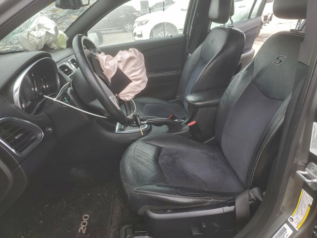 CHRYSLER 200 LIMITED