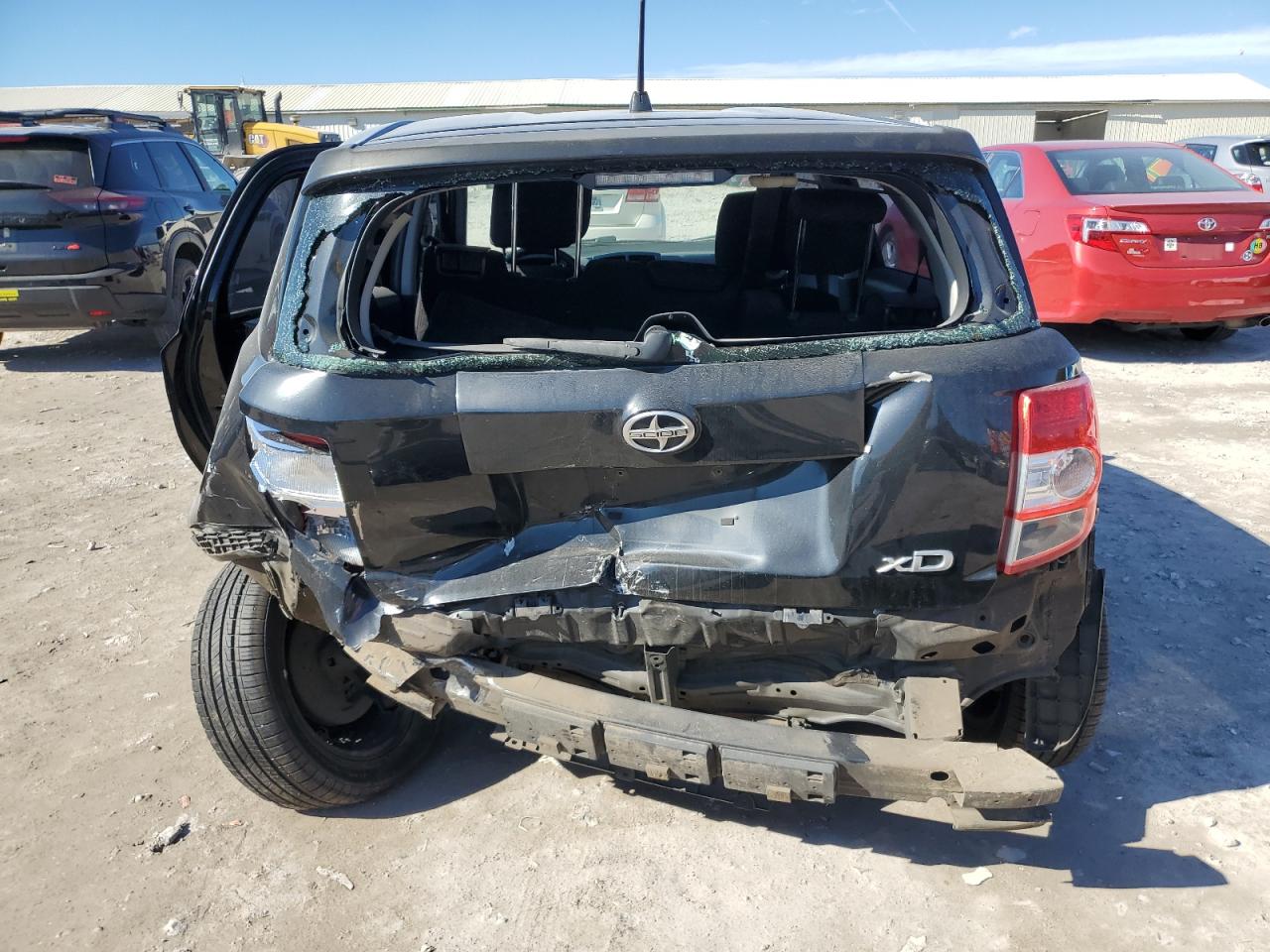 Lot #3298095126 2009 TOYOTA SCION XD