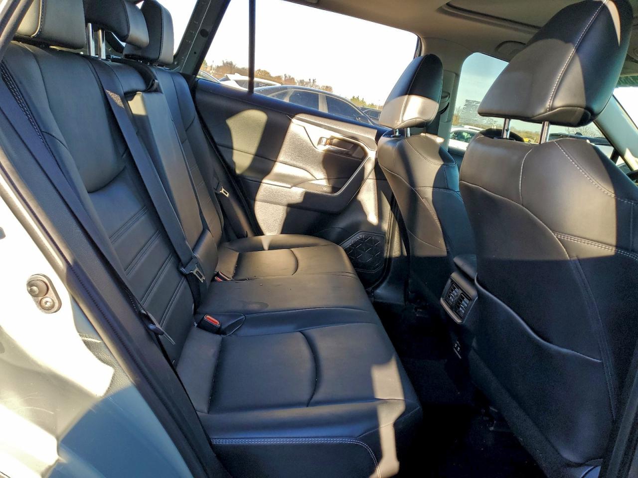 Lot #3309627071 2019 TOYOTA RAV4 XLE P