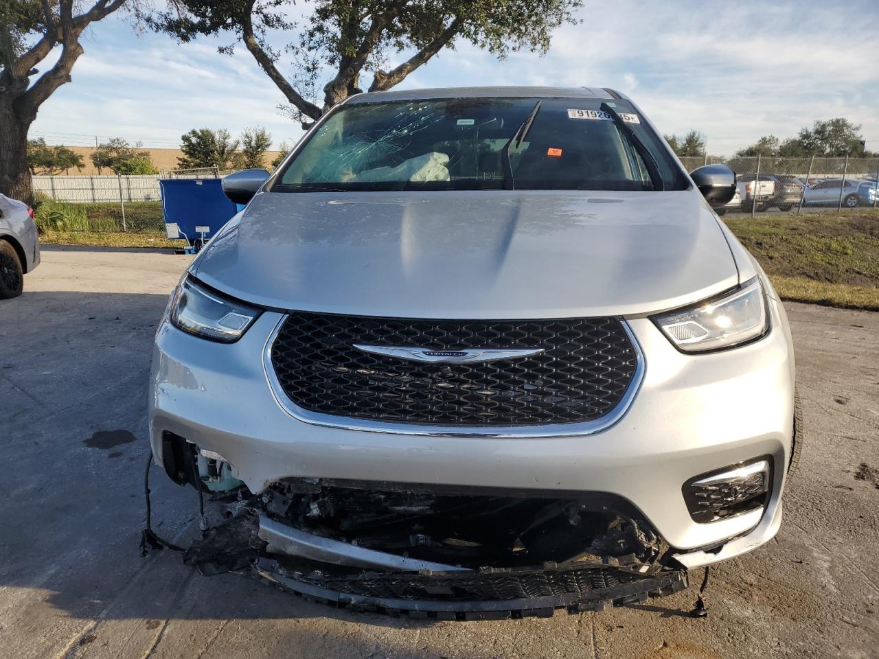 CHRYSLER PACIFICA TOURING L