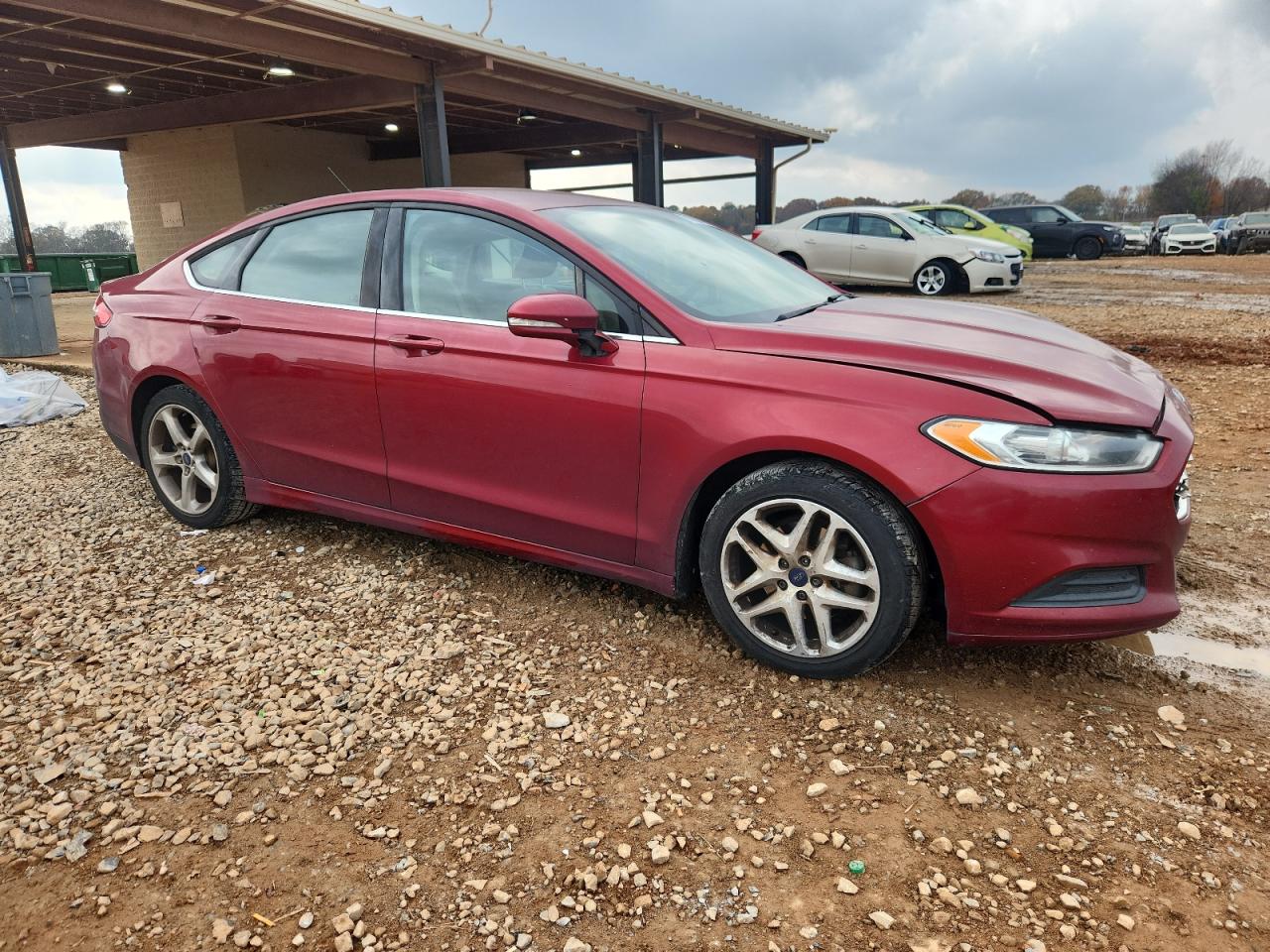 FORD FUSION SE